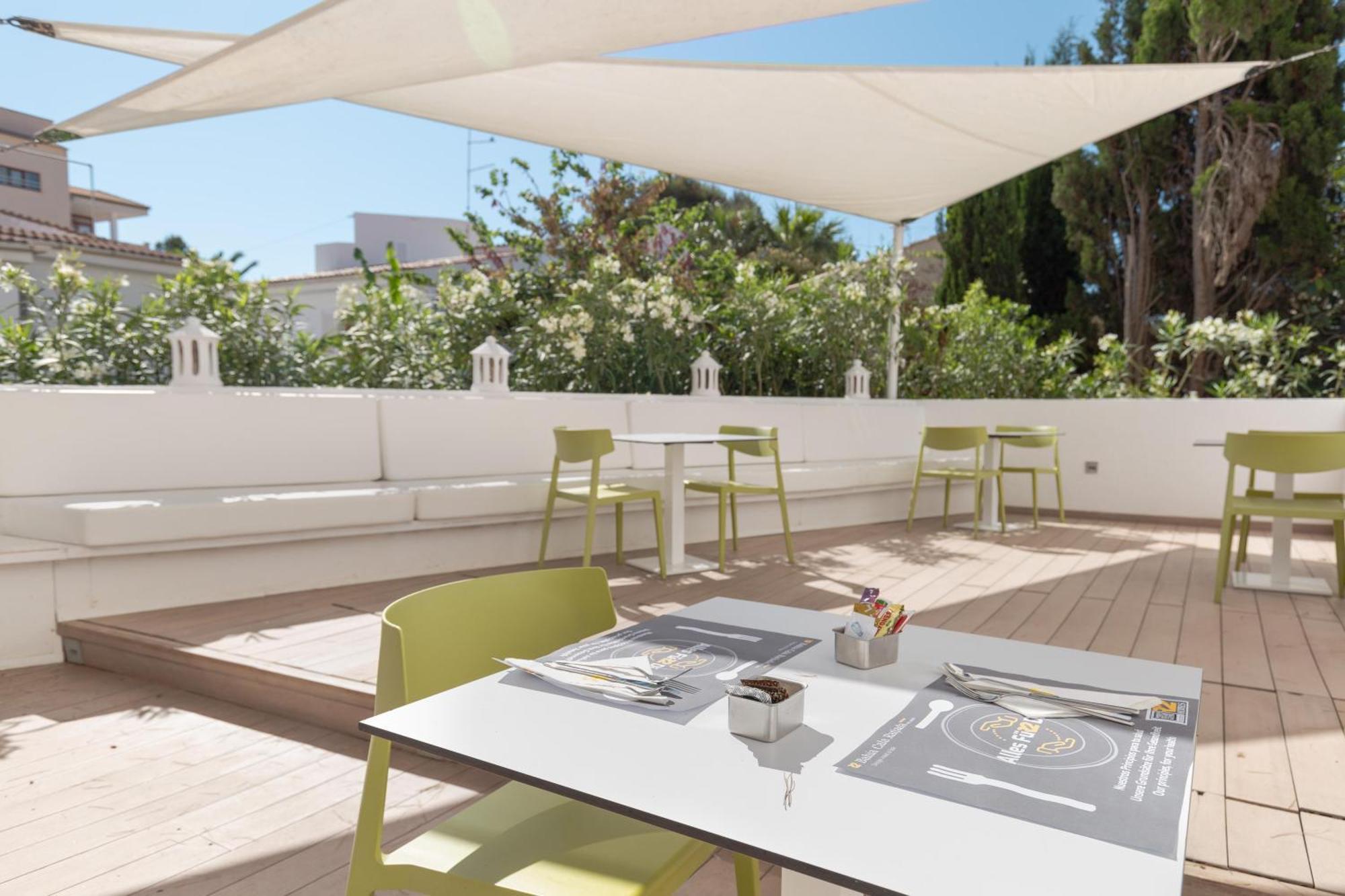 Отель Bq Cala Ratjada (Adults Only) Экстерьер фото
