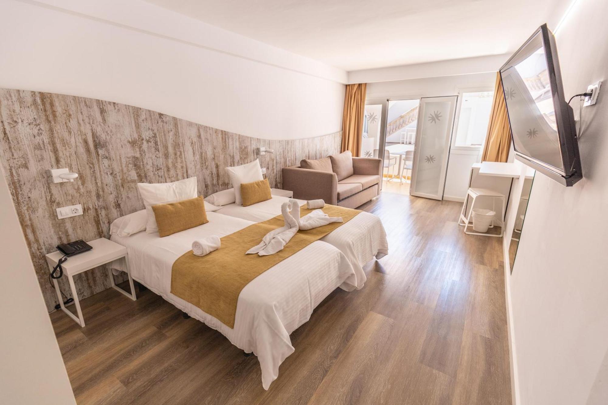 Отель Bq Cala Ratjada (Adults Only) Экстерьер фото